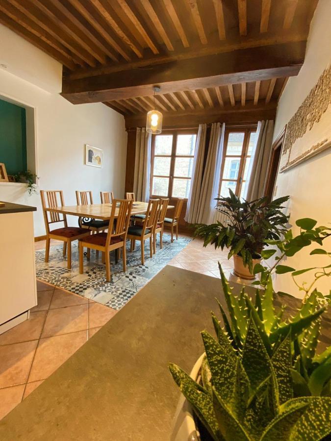 Vaste Appartement Centre Historique De ドール エクステリア 写真